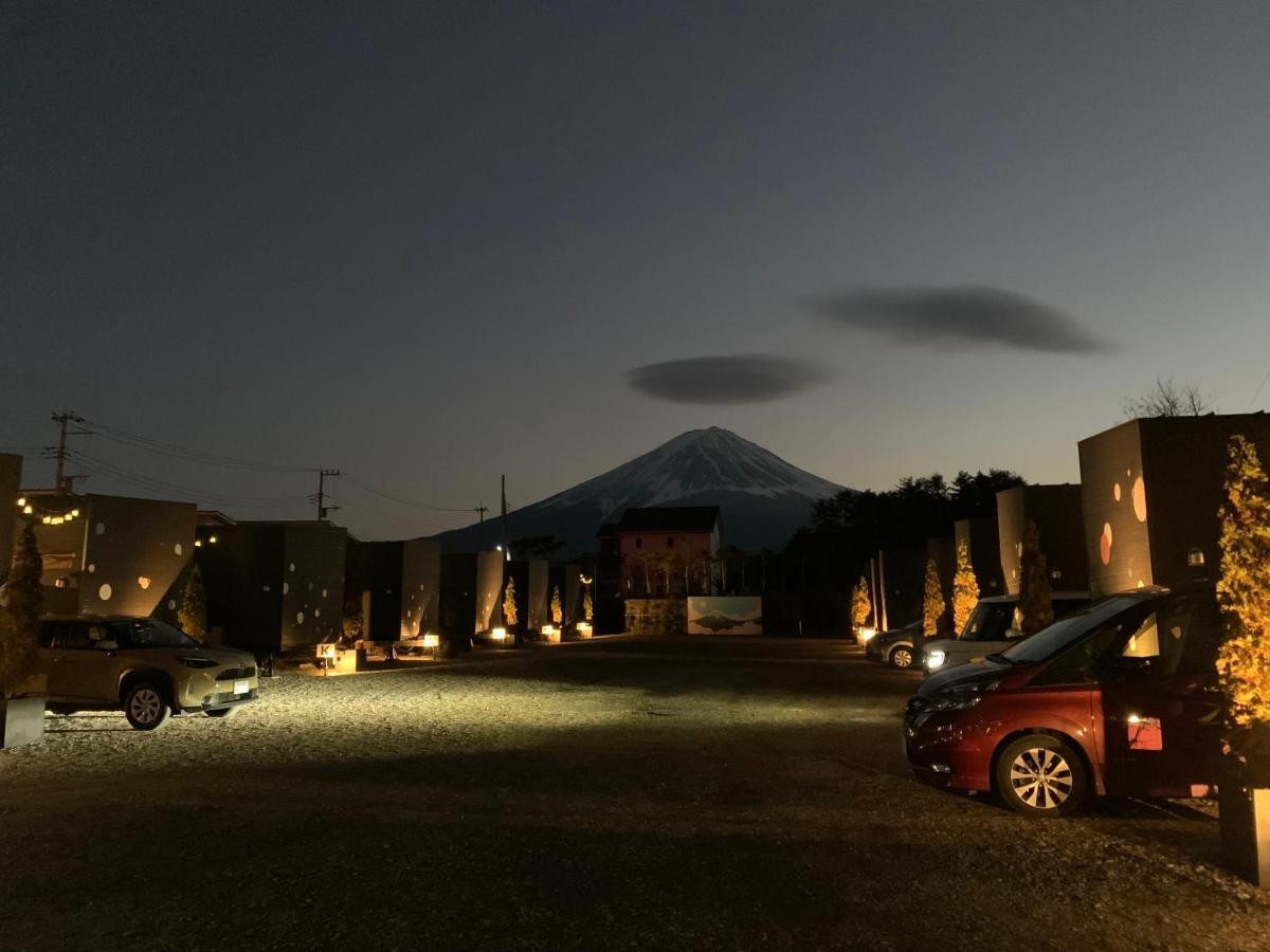 Mt Fuji Glamping Tourist Villa Kawaguchiko Фуджикавагучико Екстериор снимка
